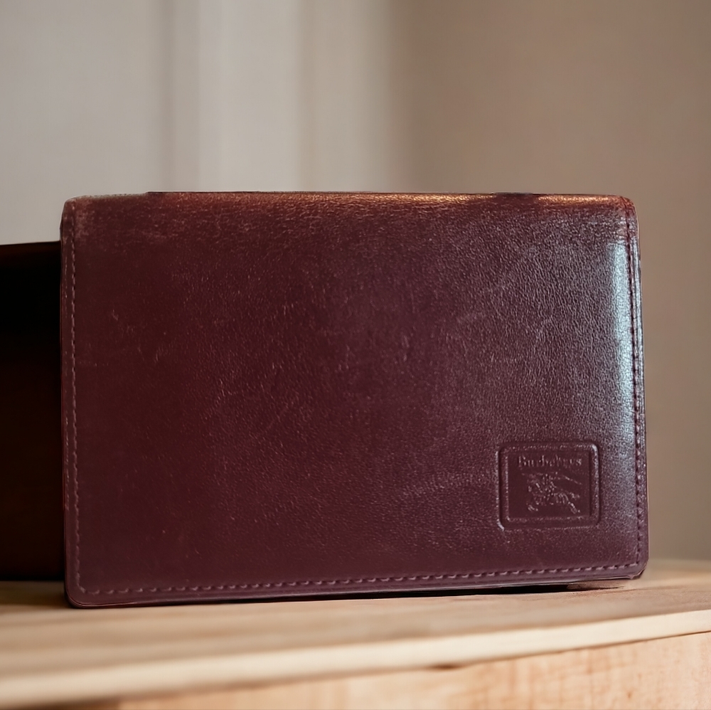 Burberrys VTG Bifold Card Wallet in EUC with COA